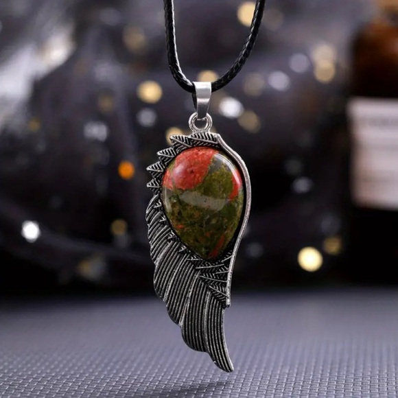 Angel Wing Natural Stone Crystal Gemstone Pendant Necklace - Picture 12 of 14